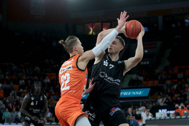 这次锦标赛 这次锦标赛