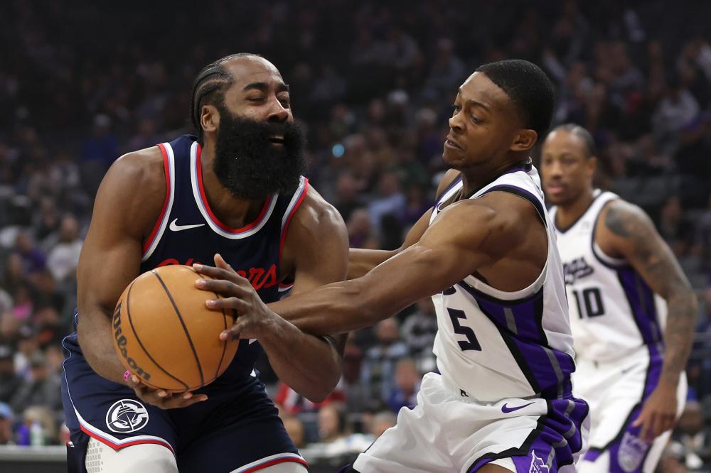 在8月为巴 在8月为巴