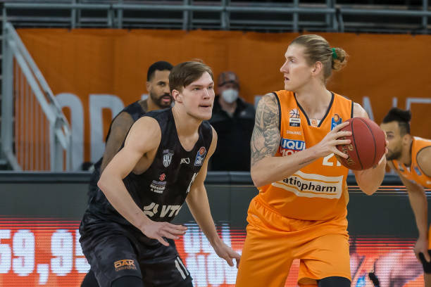 在后半场加 在后半场加