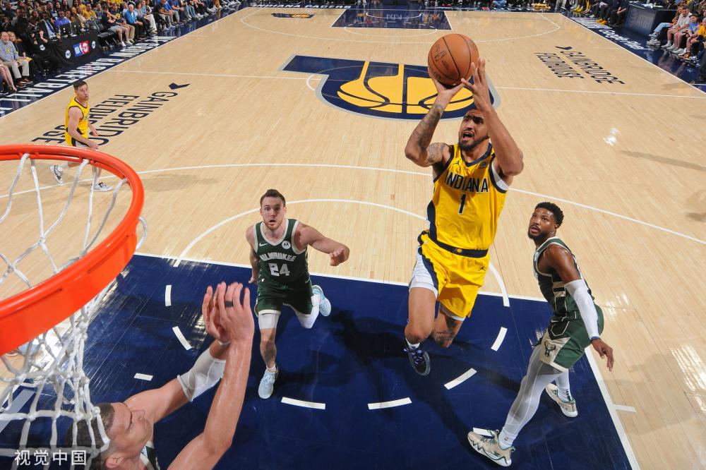 她的成功对 她的成功对